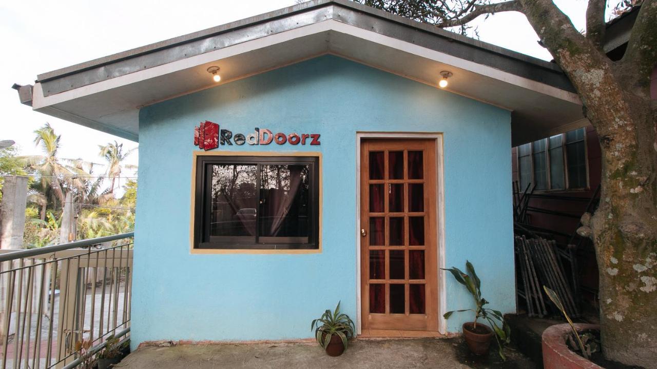 Reddoorz Plus At Malabag Silang - Vaccinated Staff Exterior foto